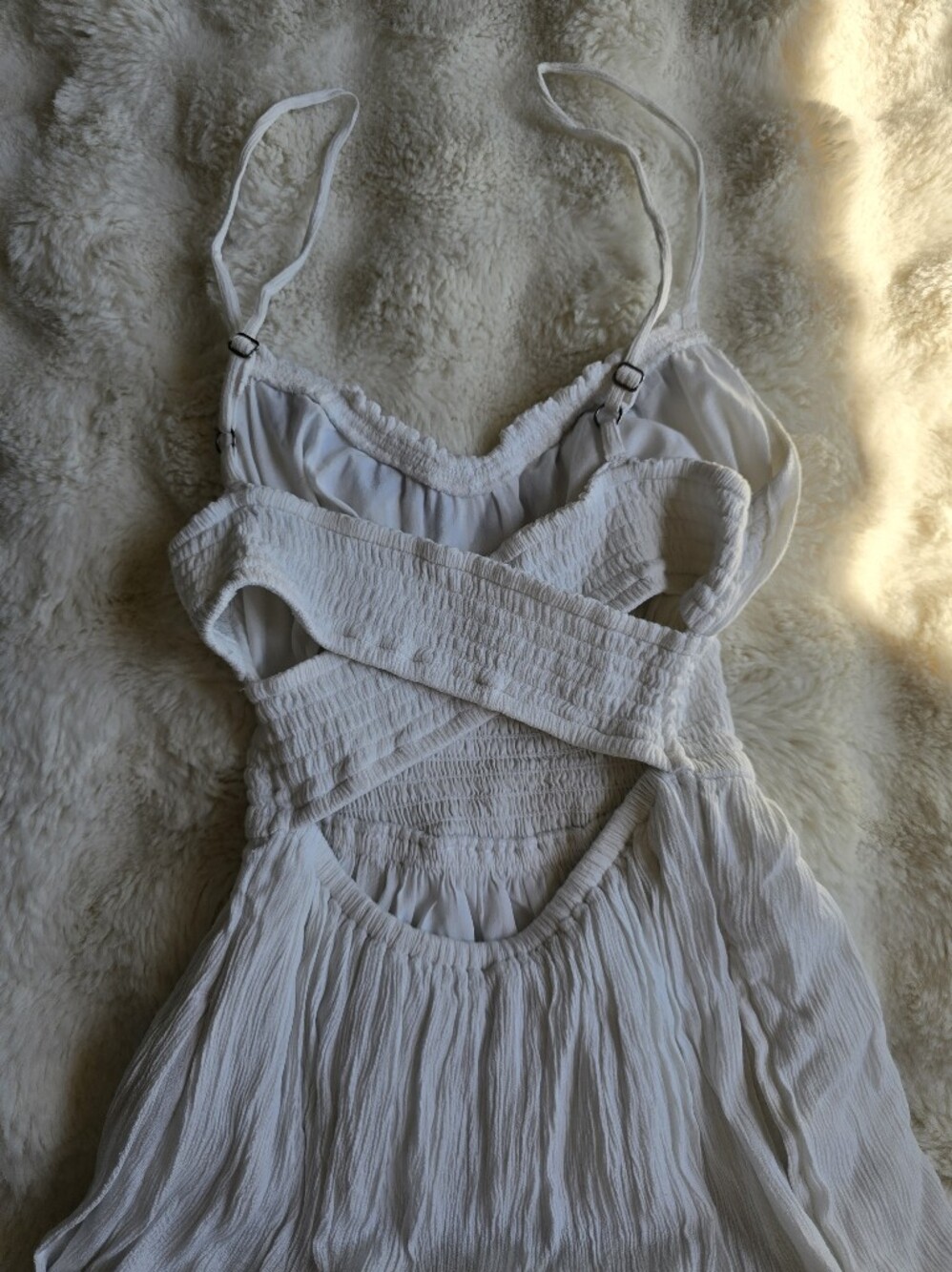 Hollister Flocked White Sundress with Blue Floral Embroidery And Pockets - Picture 4 of 5